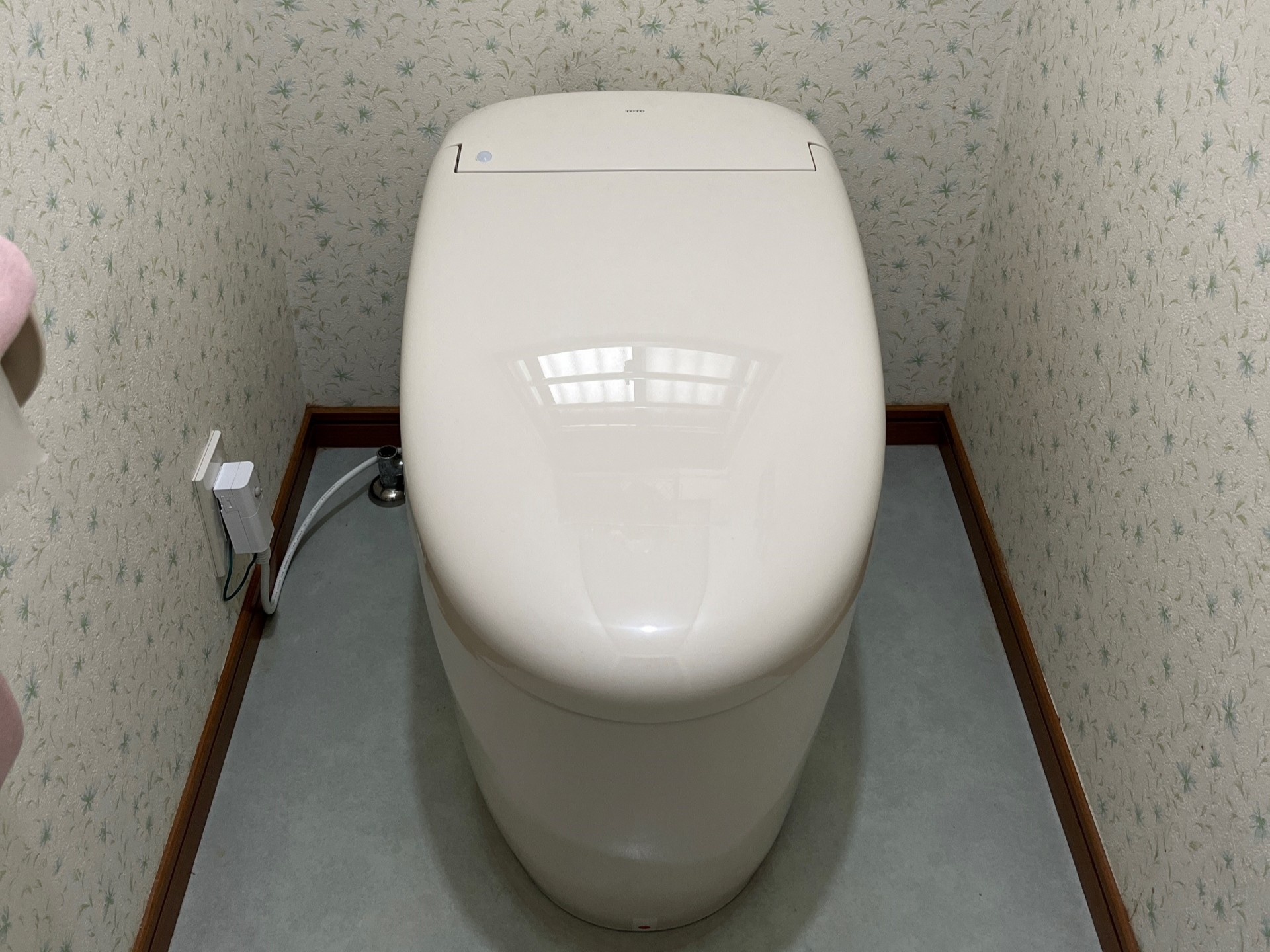 トイレ交換工事（TOTO・ネオレストRS）