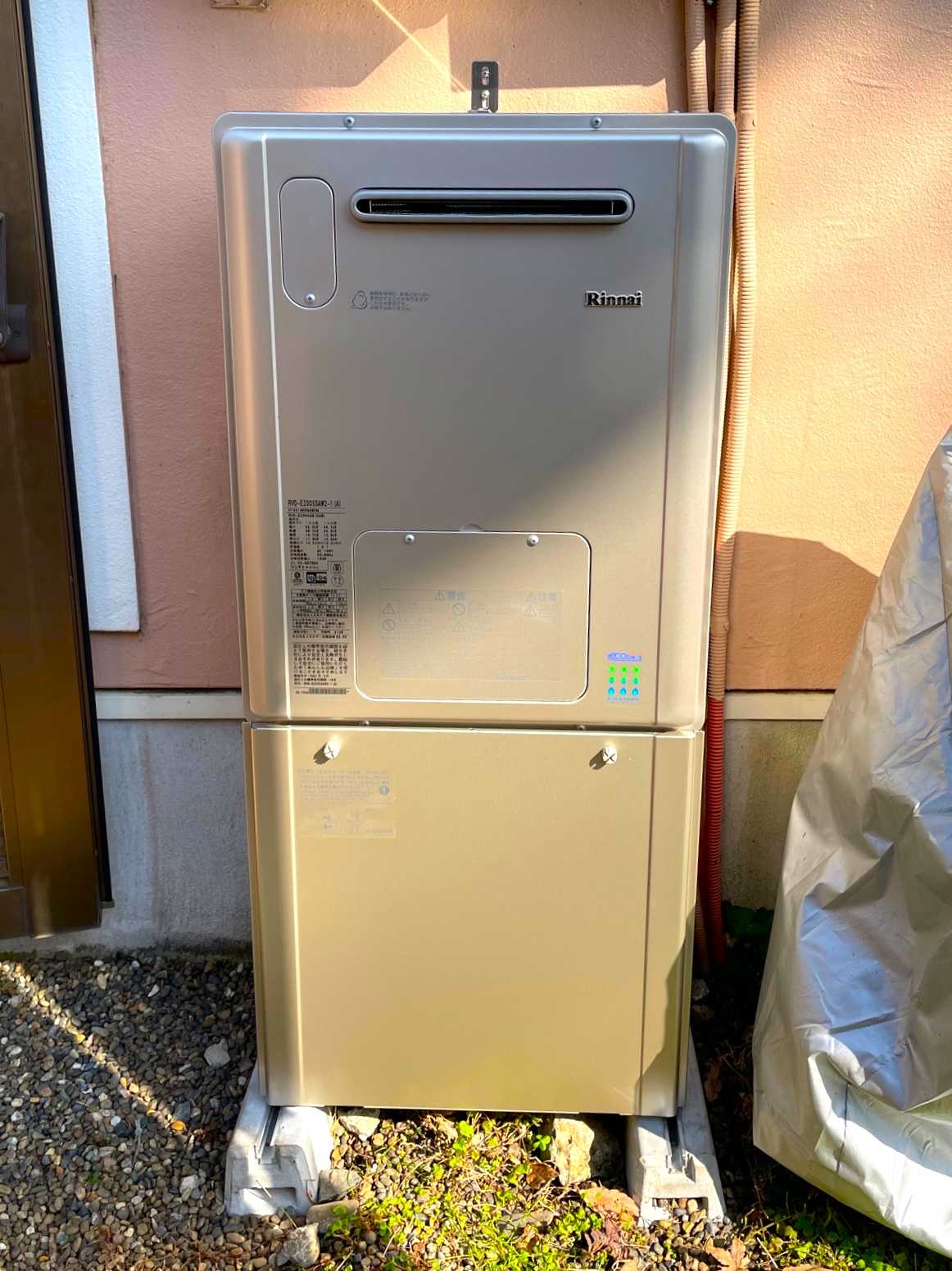 リンナイ・20号給湯暖房熱源機(壁掛型)の施工写真